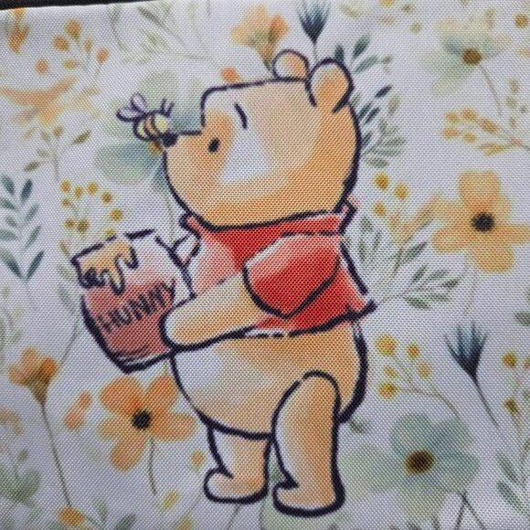 Winnie the Pooh Zipper Pouch - Picture 3 of 4